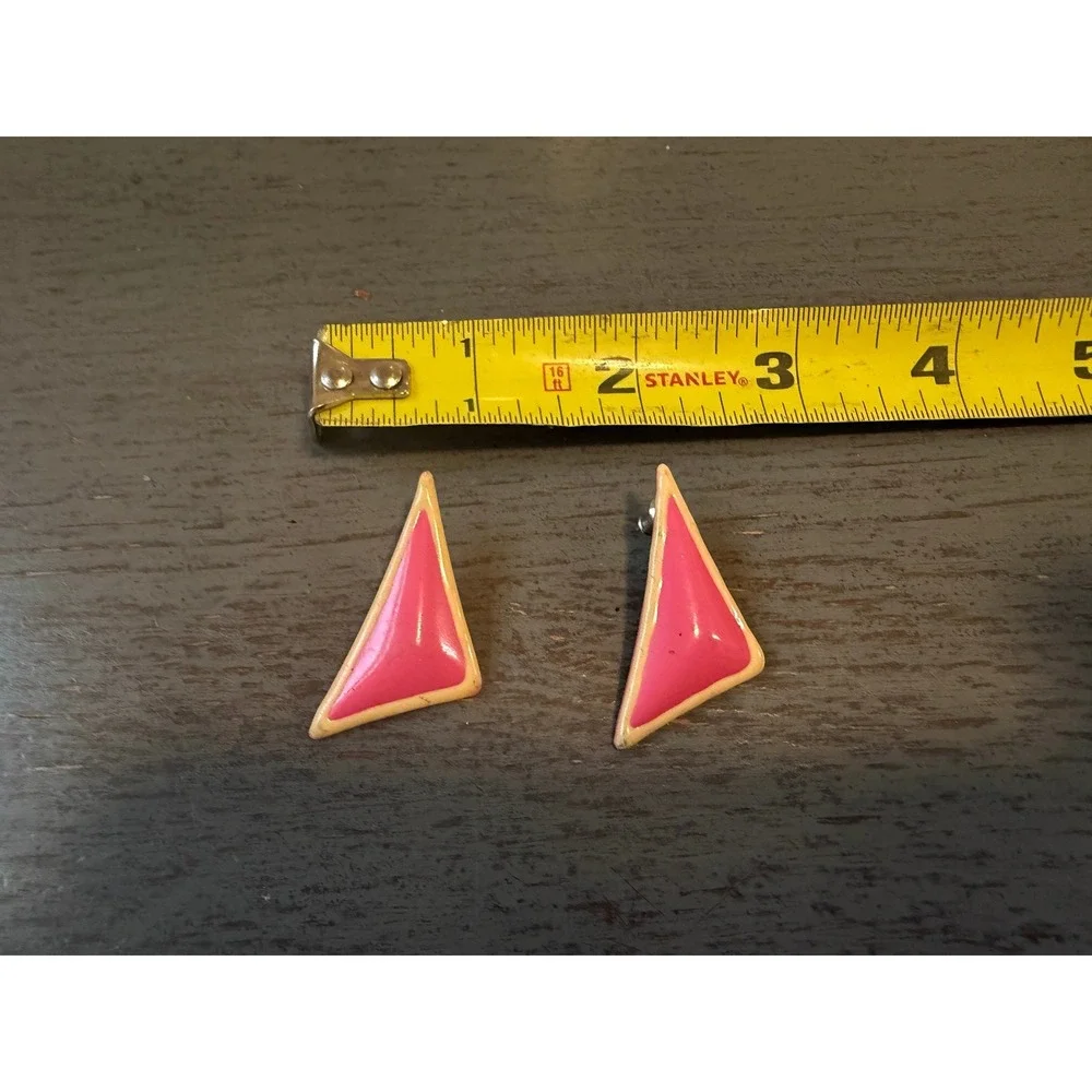 Vintage 80s Pink Enamel Geometric Triangle Post Earrings Retro Costume Jewelry